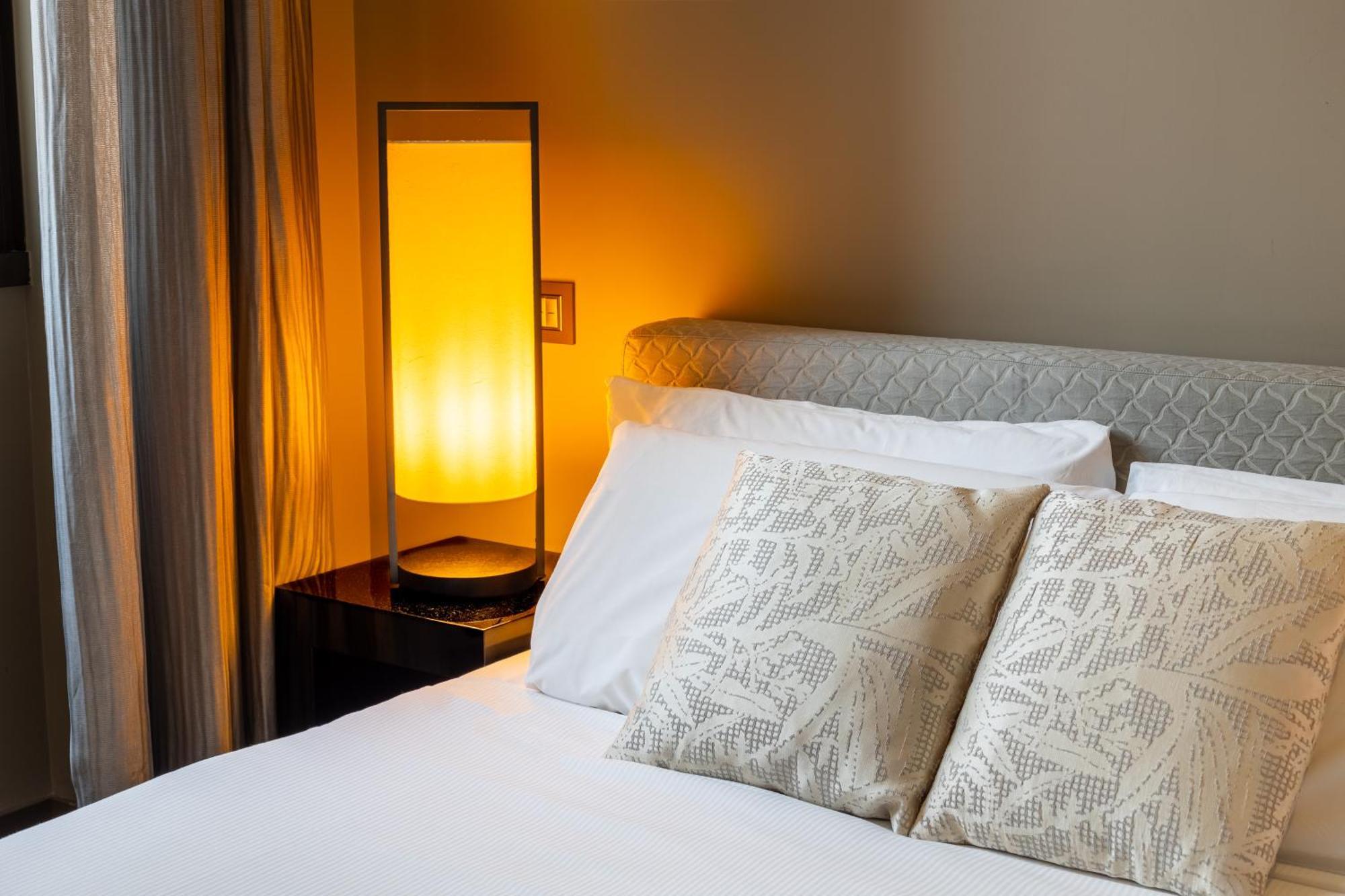 Nj Hotels & Apartments San Pietro All'Orto 6 Mailand Exterior foto